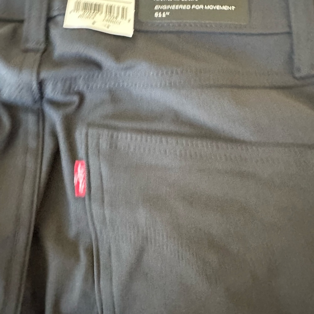 Levis 511 Slim Tech Pants - Black
29x32 - Picture 4 of 4